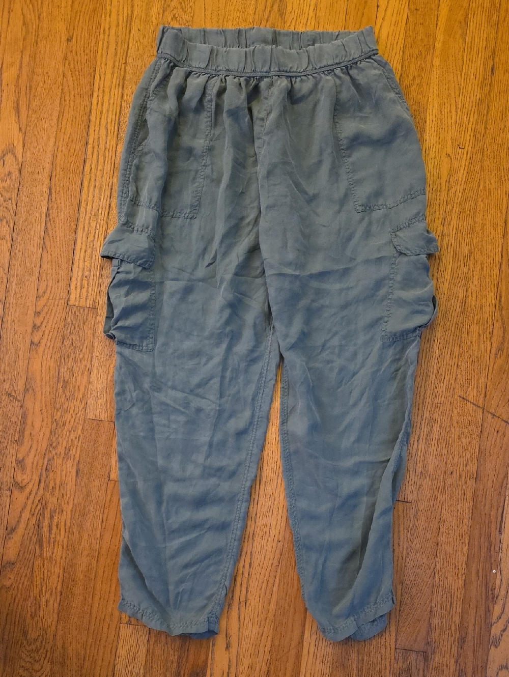 Women’s Olive Green Cargo Jogger Pants - Lightweight Utility Style